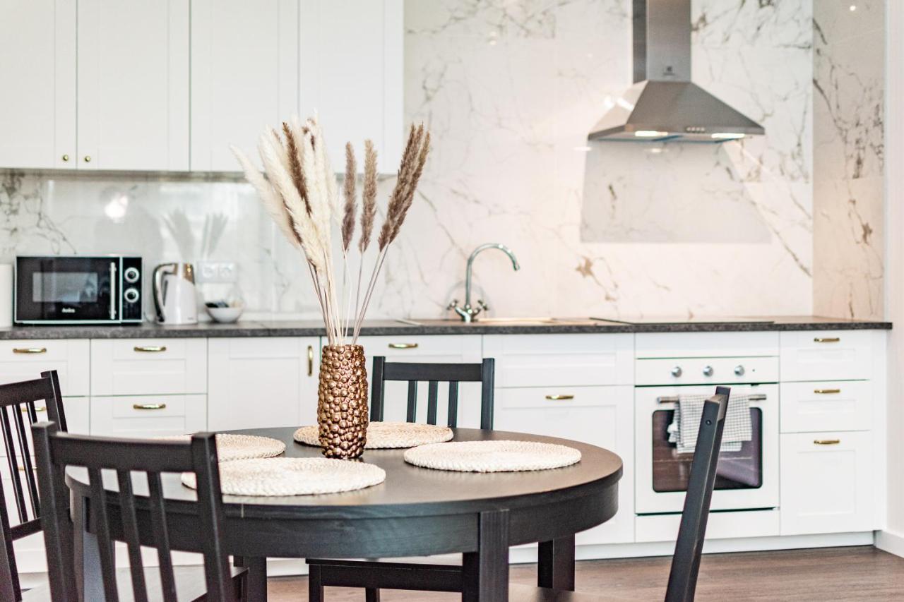 Aleja Sikorskiego 18 By Homeprime Varšava Exteriér fotografie