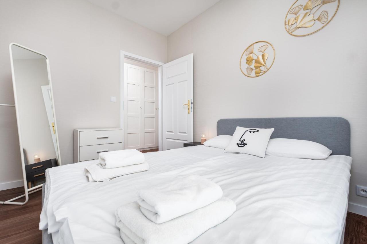 Aleja Sikorskiego 18 By Homeprime Varšava Exteriér fotografie