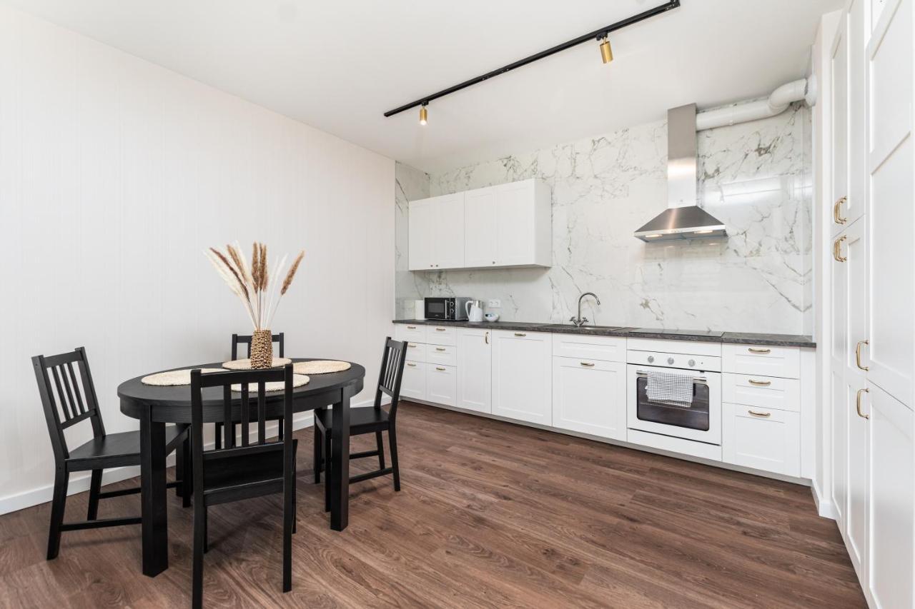 Aleja Sikorskiego 18 By Homeprime Varšava Exteriér fotografie